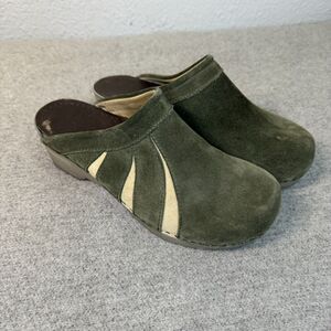Dansko Clogs Women 40 Green Suede Slip On Mule Comfort Walking Retro Bohemian